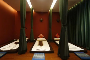 广州从化区‌泰式按摩的被动瑜伽：当身体被折叠成诗